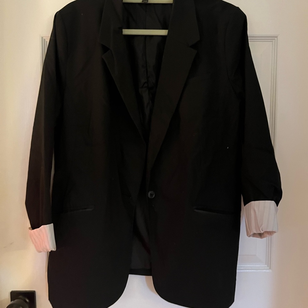 Black Single-Button Blazer